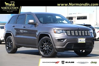 2017 Jeep Grand Cherokee Altitude 1C4RJFAG2HC904140 2017 Jeep Grand Cherokee Altitude