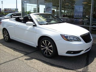 2011 Chrysler 200 Convertible S 1C3BC8EG3BN613437 2011 Chrysler 200 Convertible S