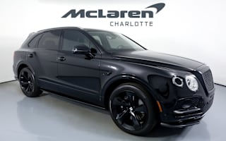 2018 Bentley Bentayga Black Edition SJAAC2ZV0JC018778 2018 Bentley Bentayga Black Edition