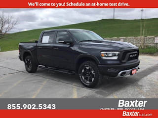 2020 Ram Pickup 1500 1C6SRFLT8LN137970 2020 Ram Pickup 1500