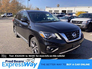 2018 Nissan Pathfinder Platinum 5N1DR2MM3JC625259 2018 Nissan Pathfinder Platinum
