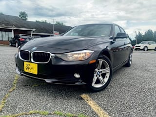 2013 BMW 3 Series 328i xDrive WBA3B5G51DNS00803 2013 BMW 3 Series 328i xDrive