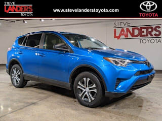 2018 Toyota RAV4 JTMBFREV0JJ201747 2018 Toyota RAV4