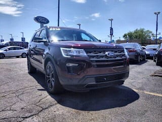 2018 Ford Explorer XLT 1FM5K8D8XJGB27843 2018 Ford Explorer XLT