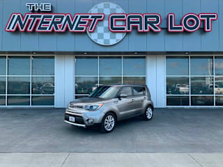 2018 Kia Soul + KNDJP3A59J7527345 2018 Kia Soul +