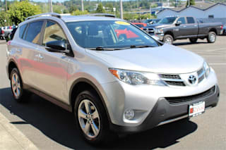 2015 Toyota RAV4 XLE JTMRFREV8FJ031191 2015 Toyota RAV4 XLE