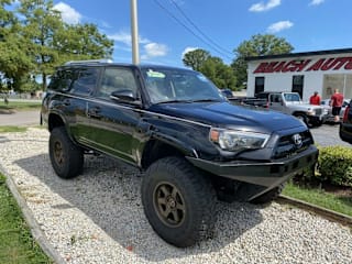 2016 Toyota 4Runner SR5 JTEBU5JR4G5292283 2016 Toyota 4Runner SR5