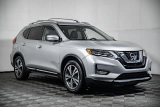 2017 Nissan Rogue SL 5N1AT2MTXHC792479 2017 Nissan Rogue SL