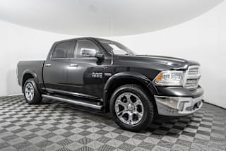 2017 Ram Pickup 1500 Laramie 1C6RR7NT8HS664174 2017 Ram Pickup 1500 Laramie