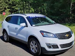 2017 Chevrolet Traverse LT 1GNKRHKD9HJ334599 2017 Chevrolet Traverse LT
