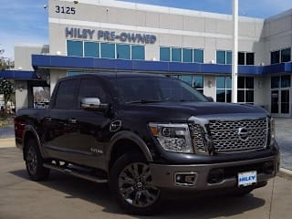 2017 Nissan Titan Platinum Reserve 1N6AA1E51HN504404 2017 Nissan Titan Platinum Reserve