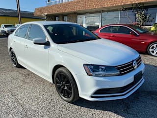 2017 Volkswagen Jetta 3VW167AJ4HM358694 2017 Volkswagen Jetta